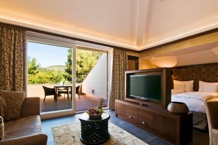 Lindner Hotel Mallorca Portals Nous, Part Of Jdv By Hyatt