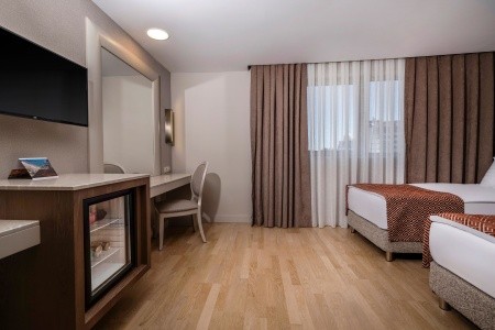 Turecko Antalya Melas Lara 5 dňový pobyt Ultra All inclusive Letecky Letisko: Praha September 2026 (23/09/26-27/09/26)