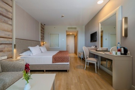 Turecko Antalya Melas Lara 5 dňový pobyt Ultra All inclusive Letecky Letisko: Praha September 2026 (23/09/26-27/09/26)