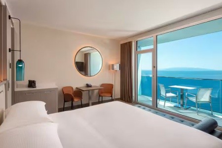 Hilton Rijeka Costabella Beach Resort & Spa - 41