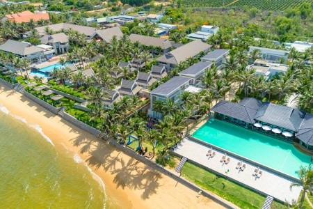 Villa Del Sol Beach Villas & Spa