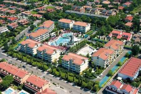 Aparthotel & Villaggio Planetarium Resort