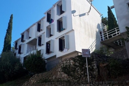 Uvala Scott Apartman