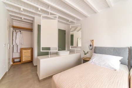 Vienoulas Garden - 10