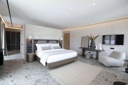 Grécko Mykonos Aeonic Suites & Spa 6 dňový pobyt Raňajky Letecky Letisko: Viedeň September 2026 ( 9/09/26-14/09/26)