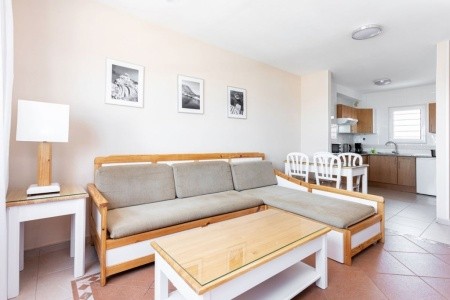 Kanárske ostrovy Tenerife El Duque (Playa Del Duque) 7 dňový pobyt Bez stravy Letecky Letisko: Budapešť January 2027 (30/01/27- 5/02/27)