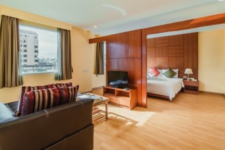 Elite Suites Patong