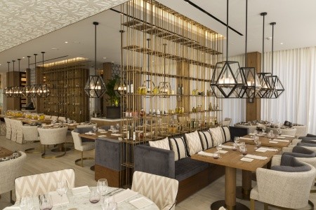 Spojené arabské emiráty Dubaj The Westin Dubai Mina Seyahi Beach Resort & Marina 9 dňový pobyt Polpenzia Letecky Letisko: Praha August 2026 (11/08/26-19/08/26)