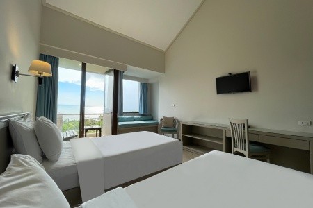 Thajsko Pattaya Pinnacle Grand Jomtien Resort & Spa 12 dňový pobyt Raňajky Letecky Letisko: Viedeň October 2026 ( 1/10/26-12/10/26)