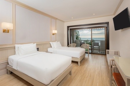 Thajsko Pattaya Pinnacle Grand Jomtien Resort & Spa 12 dňový pobyt Raňajky Letecky Letisko: Viedeň October 2026 ( 1/10/26-12/10/26)