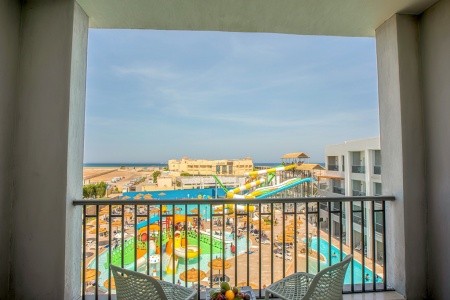 Amwaj Beach Club Resort & Aqua Park - 28