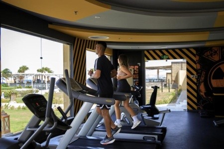 Amwaj Beach Club Resort & Aqua Park - 57