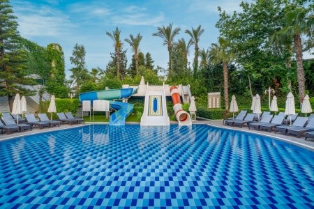 Delphin Imperial - 52