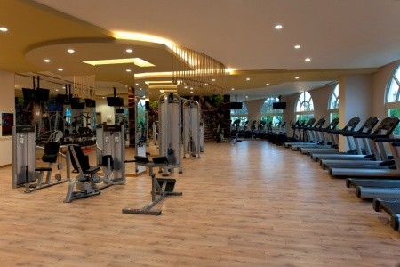 Delphin Imperial - 69