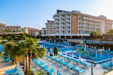 Ramada Resort Kusadasi & Golf - 10