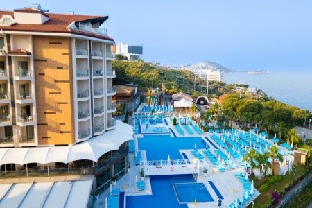 Ramada Resort Kusadasi & Golf - 11