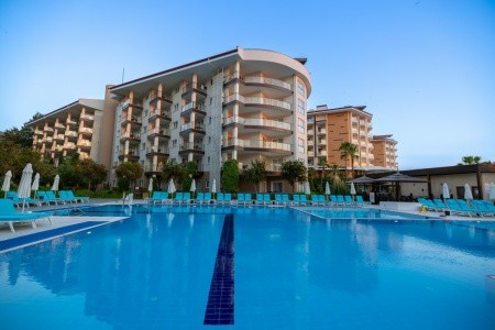 Ramada Resort Kusadasi & Golf - 56