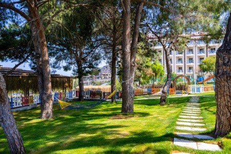 Ramada Resort Kusadasi & Golf - 73