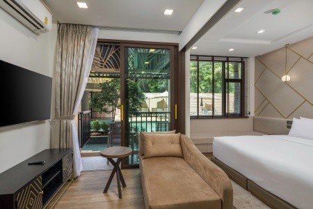 Thajsko Phuket The Proud Karon Beach Phuket Trademark Collection By Wyndham 9 dňový pobyt Polpenzia Letecky Letisko: Praha October 2026 (12/10/26-20/10/26)