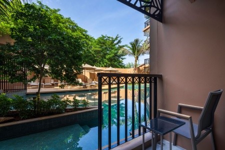 Thajsko Phuket The Proud Karon Beach Phuket Trademark Collection By Wyndham 9 dňový pobyt Polpenzia Letecky Letisko: Praha October 2026 (12/10/26-20/10/26)