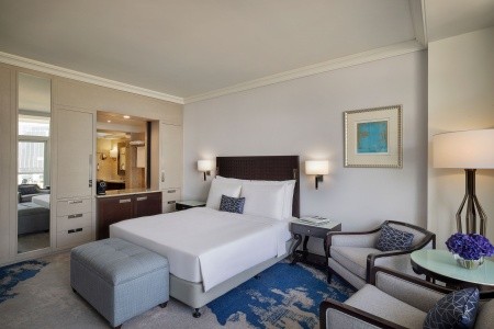 Spojené arabské emiráty Abu Dhabi Beach Rotana Hotel & Tower 12 dňový pobyt All Inclusive Letecky Letisko: Praha May 2027 (14/05/27-25/05/27)