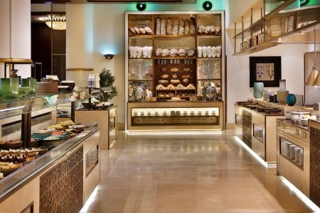 Spojené arabské emiráty Abu Dhabi Beach Rotana Hotel & Tower 12 dňový pobyt All Inclusive Letecky Letisko: Praha May 2027 (14/05/27-25/05/27)
