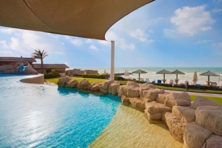 Spojené arabské emiráty Sharjah Coral Beach Resort 10 dňový pobyt Polpenzia Letecky Letisko: Praha January 2027 (10/01/27-19/01/27)