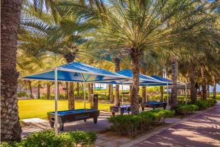 Spojené arabské emiráty Sharjah Coral Beach Resort 10 dňový pobyt Polpenzia Letecky Letisko: Praha January 2027 (10/01/27-19/01/27)