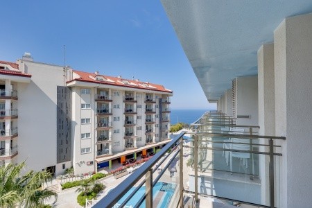 Ramada Hotel & Suites By Wyndham - 15