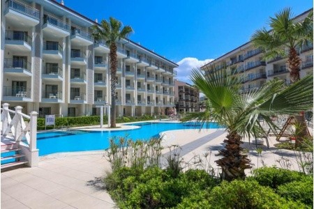 Ramada Hotel & Suites By Wyndham - 81