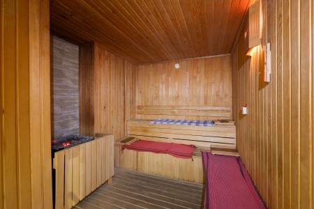 Ramada Hotel & Suites By Wyndham - 89