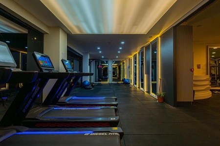 Ramada Hotel & Suites By Wyndham - 94