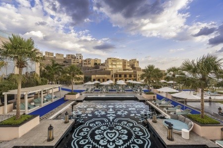 Spojené arabské emiráty Fujairah Fairmont Fujairah Beach Resort 10 dňový pobyt All Inclusive Letecky Letisko: Praha August 2026 ( 4/08/26-13/08/26)