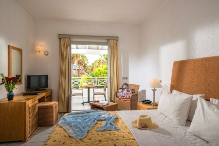 Annabelle Beach Resort - 11