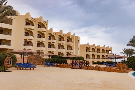 Coral Hills Resort - 9