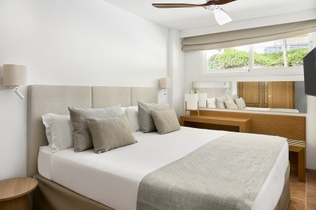 Španielsko Mallorca Iberostar Selection Jardin Del Sol Suites 7 dňový pobyt Polpenzia Letecky Letisko: Praha September 2026 (16/09/26-22/09/26)