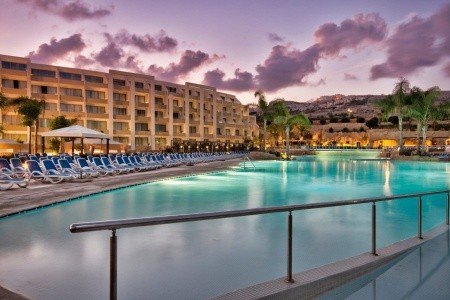 Seabank Resort & Spa - 9