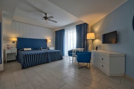 Seabank Resort & Spa - 25