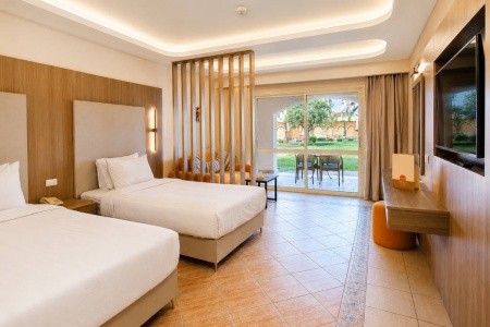 Regency Plaza Aquapark & Spa - 83