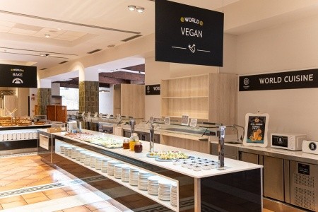 Španielsko  Estival Park Marena  (La Pineda) 7 dňový pobyt Plná penzia Letecky Letisko: Praha October 2026 (19/10/26-25/10/26)