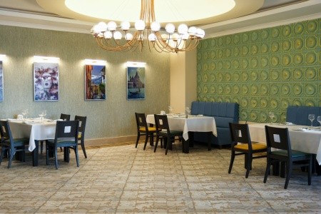 Crystal Admiral Resort & Spa - 41