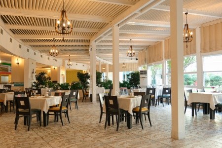 Crystal Admiral Resort & Spa - 50