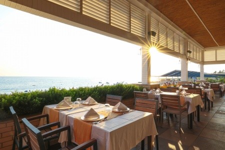 Crystal Admiral Resort & Spa - 62