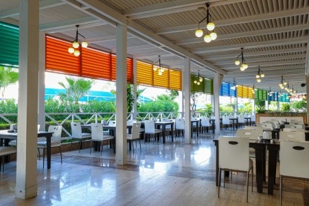 Crystal Admiral Resort & Spa - 75