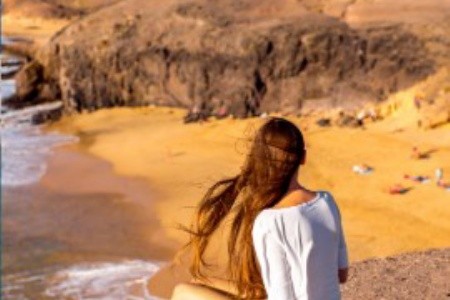 Lanzarote strandjai és látnivalói: Minden, amit a Kanári-szigetek rejtett gyöngyszemén fel kell fedezned