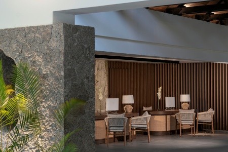 Avani Seychelles Barbarons Resort & Spa