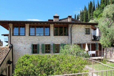 Borgo Clear Dawn