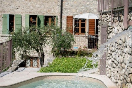 Borgo Clear Dawn