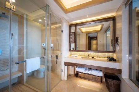 Sanya Bay Guest House - 41