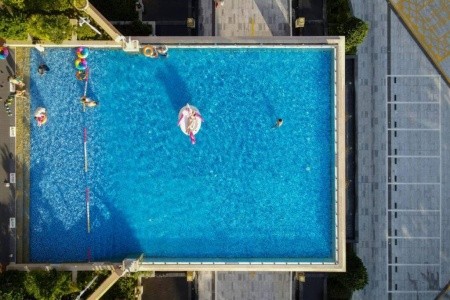 Golden Phoenix Seaview Hotel - 8